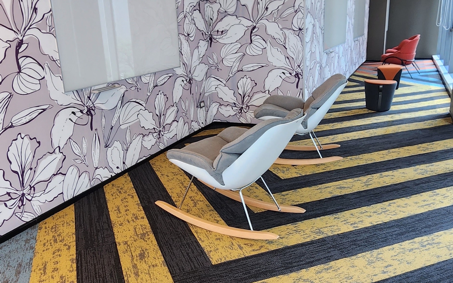 mittal towes.jpg Furnished Office space available for rent in Mittal Towers MG Road